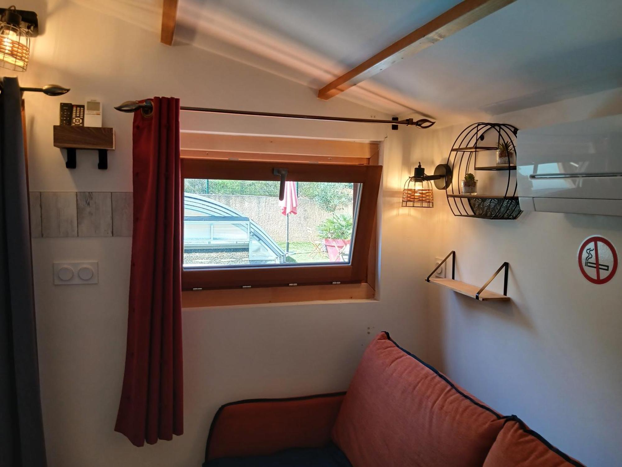 Chalet Charmant Avec Piscine Mercuer Bagian luar foto